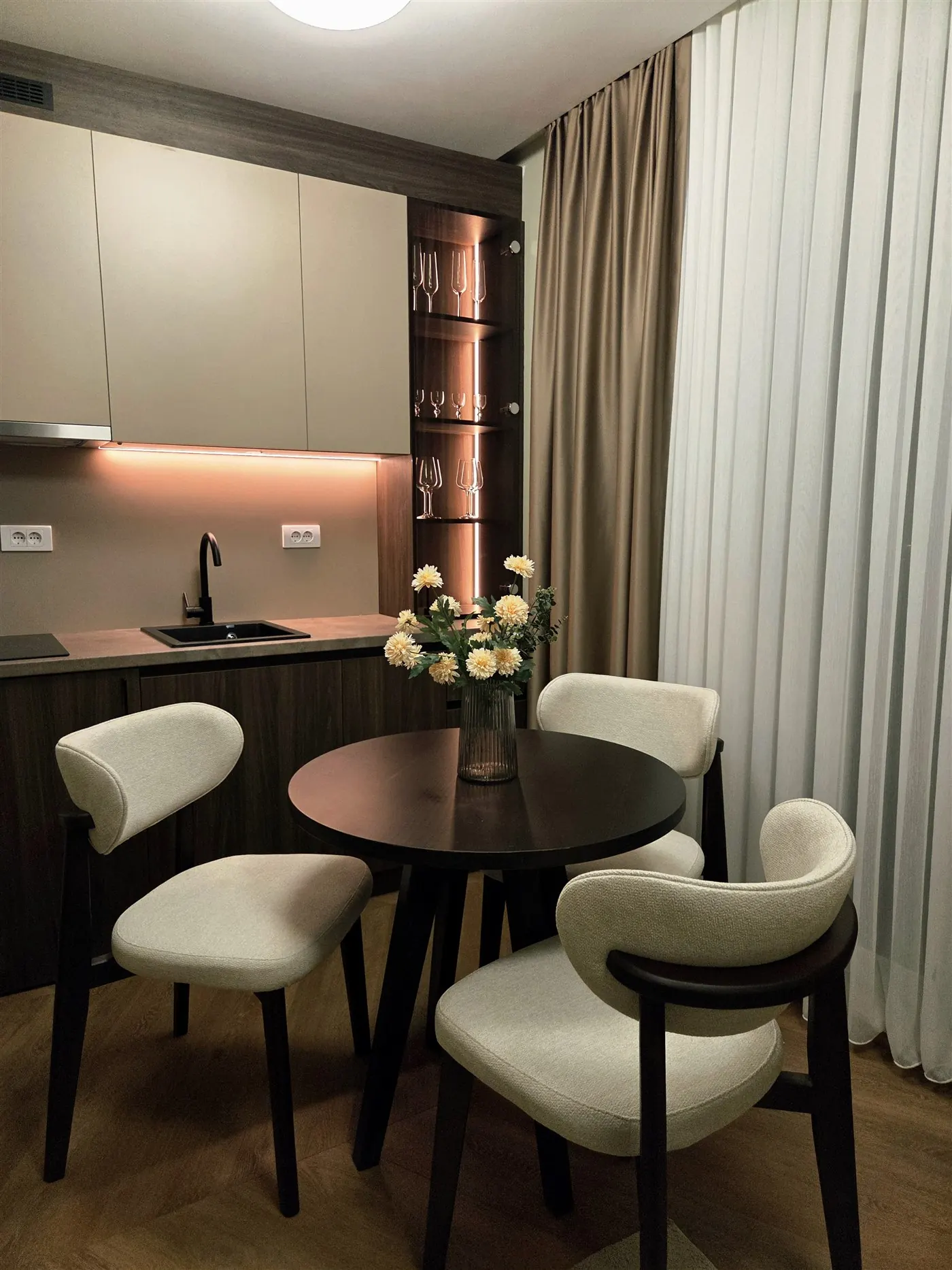 Trpezarija apartmana